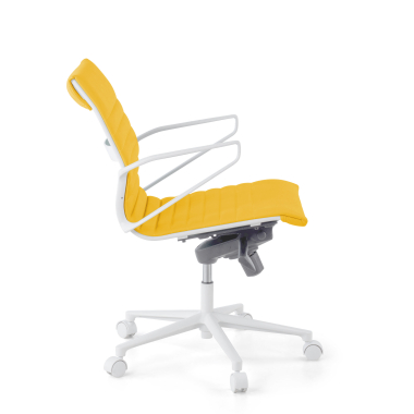 cadeira executiva e de direcao branco amarelo respaldo baixo estrutura branca pele sintetica bracos fixos 5