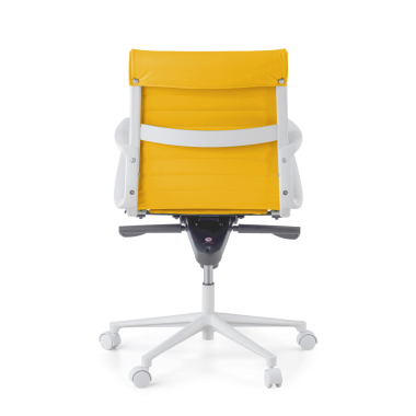 cadeira executiva e de direcao branco amarelo respaldo baixo estrutura branca pele sintetica bracos fixos 7