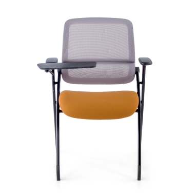 cadeira com palmatoria laranja com pala de escrita malha mesh bracos moveis 6