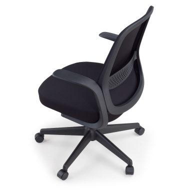 cadeira giratoria preto encosto em rede malha mesh bracos fixos 9