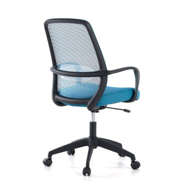 cadeira giratoria azul estrutura negra malha mesh bracos fixos 7