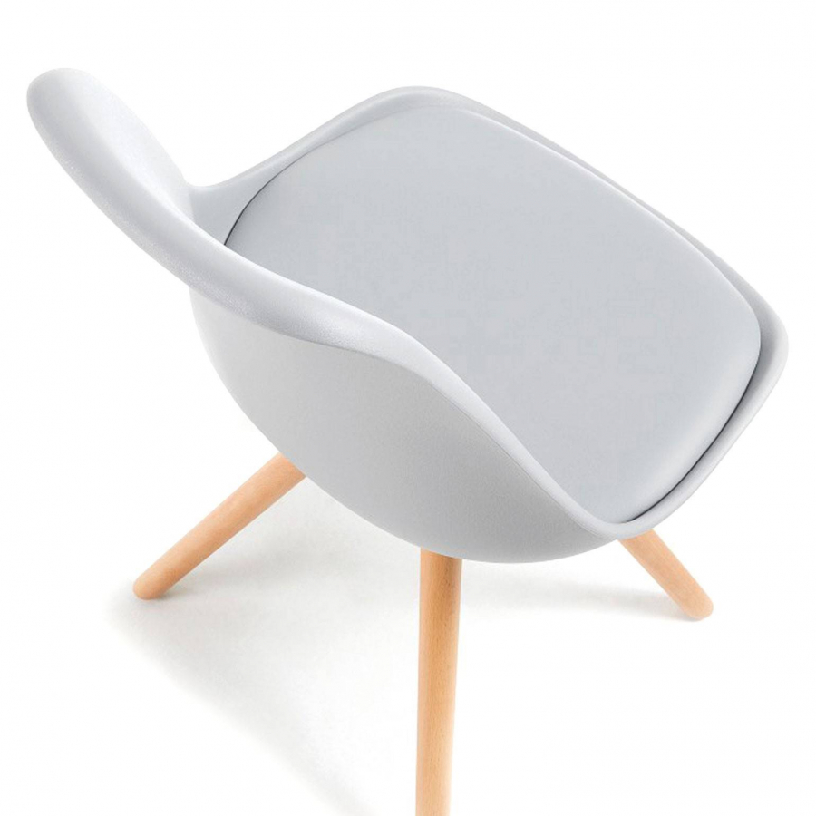 Cadeira nórdica Norway, design escandinavo, pés madeira
