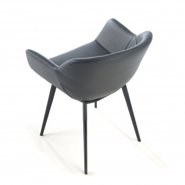 cadeira sala de espera preto cinza 4 patas pele sintetica bracos estofados 6