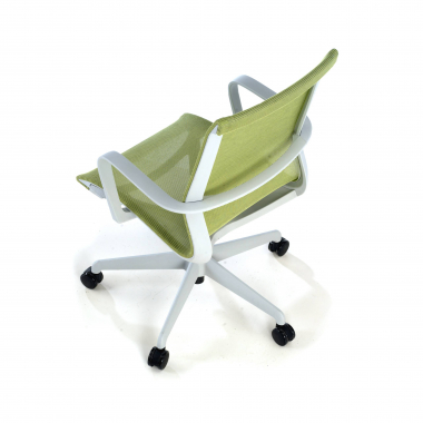 cadeira de design branco verde estrutura negra malha mesh bracos fixos 6