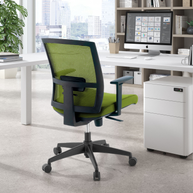 cadeira ergonomica verde estrutura preta malha mesh bracos regulaveis 1d apoio lombar 2