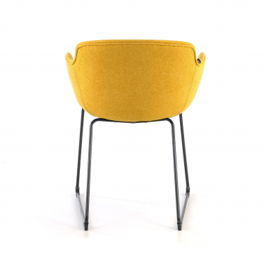 cadeira sala de espera preto amarelo estrutura base patim malha mesh bracos fixos 4
