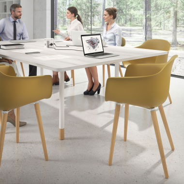 cadeira nordica amarelo giratoria madeira plastico bracos fixos 2