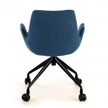 cadeira sala de espera preto azul giratoria com rodizios tecido bracos estofados 6