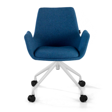 cadeira sala de espera branco azul giratoria com rodizios tecido bracos estofados 3