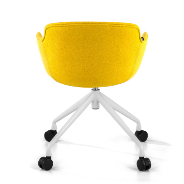 cadeira sala de espera branco amarelo giratoria com rodizios tecido bracos estofados 6