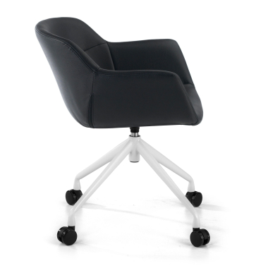 cadeira sala de espera branco preto com rodizios pele sintetica bracos estofados 4